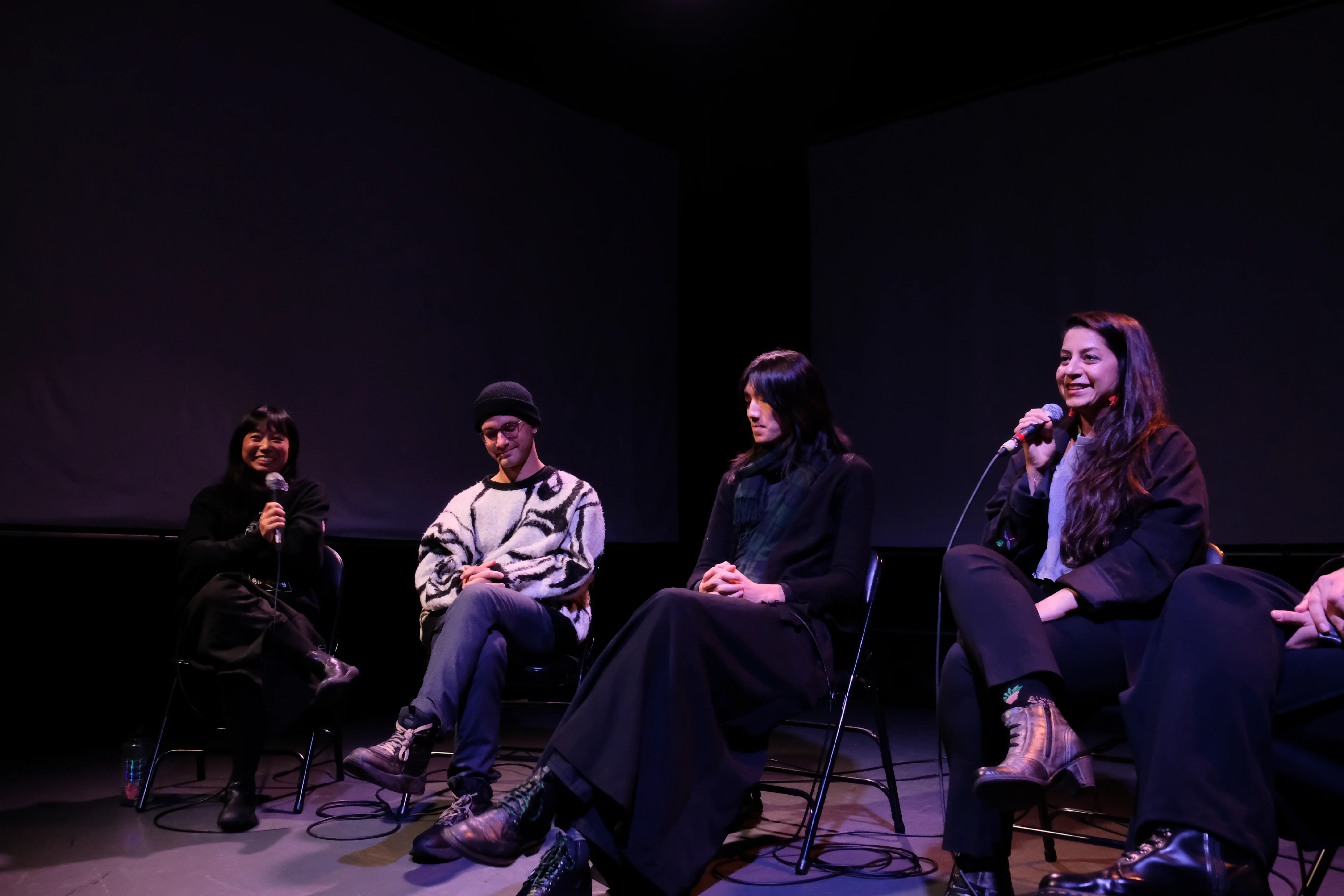XEL · Soft Possibilities — screen composition, synchronized heartbeat installation